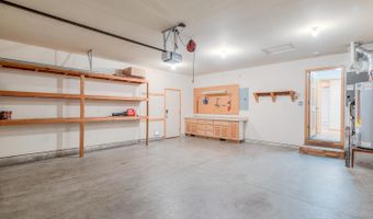 17295 Azusa Rd, Bend, OR 97707