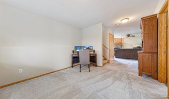 1006 24th Ave NW, Austin, MN 55912