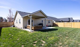 3306 NW 9th Ln, Redmond, OR 97756