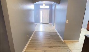 553 SHIRLEY Dr, Apopka, FL 32712