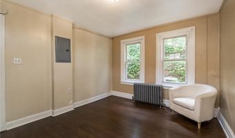 421 N 6th St Apt.2, Allentown, PA 18102