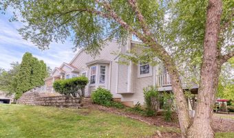 3009 Talaga Dr, Algonquin, IL 60102
