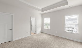 105 BAYHILL Ter, Lake Frederick, VA 22630