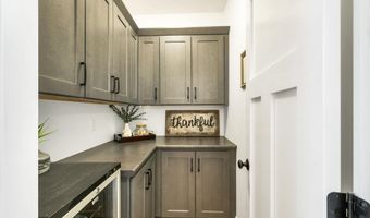40 Christian Hill Rd, Amherst, NH 03031