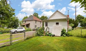 121 W Beecher, Adrian, MI 49221
