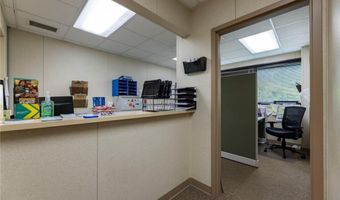 360 Kingstown Rd 202, Narragansett, RI 02882