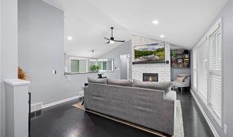 1203 Greenfield Dr, Alden, NY 14004