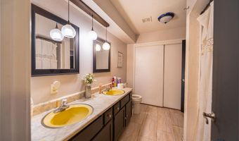 3306 Sunnyview Ave, Carlsbad, NM 88220