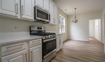 4606 Liberty Square Dr, Acworth, GA 30101