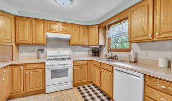 12083 Genesee St, Alden, NY 14004