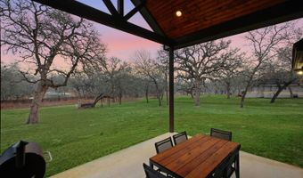 117 Crescent Rdg, Adkins, TX 78101