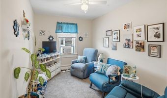 400 Thames St, Bristol, RI 02809