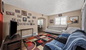 912 Hunt St, Akron, OH 44306