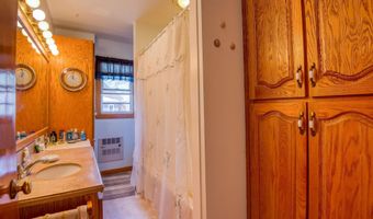 19 Jasper St, Berlin, NH 03570
