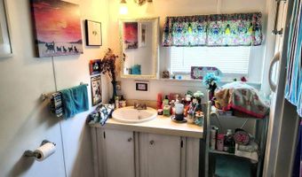15 E St, Bangor, ME 04401