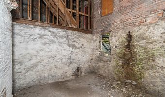 22 Kenilworth St, Boston, MA 02119