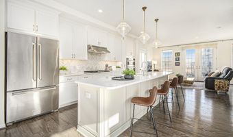 2822 Purley Ave, Ann Arbor, MI 48105