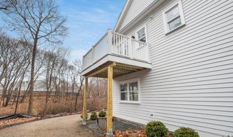 451 Essex St 2, Beverly, MA 01915