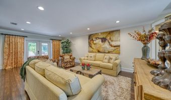 1666 ROBIN HOOD Ln, Clearwater, FL 33764