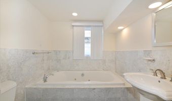 9 Cabot Rd W, Massapequa, NY 11758