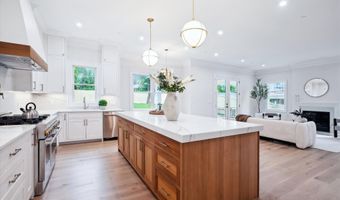 6605 PYLE Rd, Bethesda, MD 20817