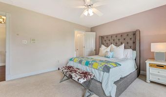 300 Femme Osage Valley Ln, Augusta, MO 63332