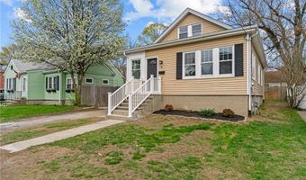 9 Lookout Ave, North Providence, RI 02911