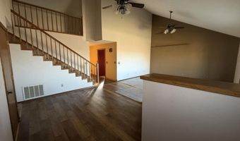 1011 12000 Rd, Altamont, KS 67330