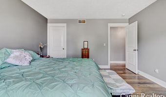 9035 Meadows Pointe Dr, Allendale, MI 49401