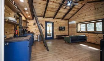 22 Still Hand Ln, Beattyville, KY 41311