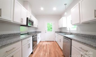 11 Berry Crest Ln, Arden, NC 28704