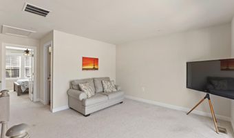 2841 HOKIE Ln, Alexandria, VA 22306
