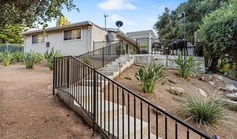 3740 Foxley Dr, Escondido, CA 92027