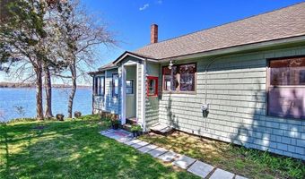 35 Hanson Rd, Barrington, RI 02806
