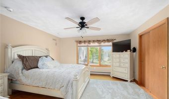 633 Chestnut Hill Rd, Glocester, RI 02814