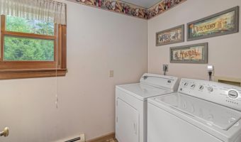 65 Paquette Rd, Bethel, VT 05060