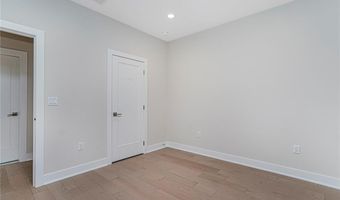 22 Edmund Way 22, Middletown, NJ 07748