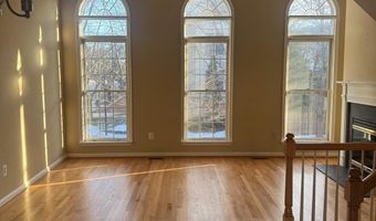 2414 N HAMPTON Dr, Alexandria, VA 22311