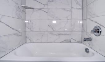 140 AVENUE B 302, Bayonne, NJ 07002