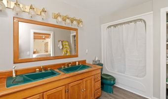 4351 Crown Point Rd, Bridport, VT 05734