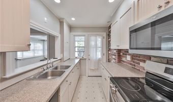 30 S Muhlenberg St, Allentown, PA 18104