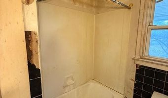 2136 ATCO Ave, Atco, NJ 08004