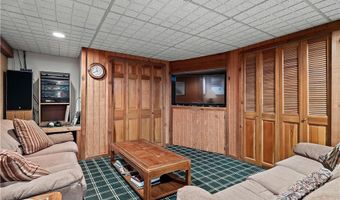 188 Jackson St, Amherst, OH 44001
