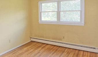 827 Limecrest Rd, Andover, NJ 07860