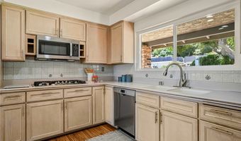 3903 Bluff St, Torrance, CA 90505