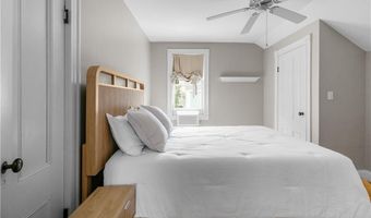 11 Ann St, Newport, RI 02840