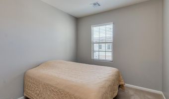 2477 W Market Pl 32, Chandler, AZ 85248