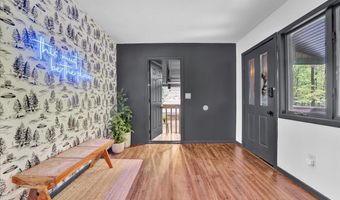 167 Valley View Dr, Albrightsville, PA 18210