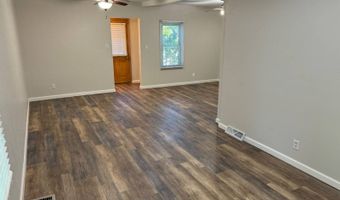 701 Thompson St, Bottineau, ND 58318