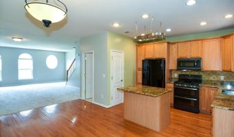 7810 LOCUST LEAF Ln, Alexandria, VA 22315
